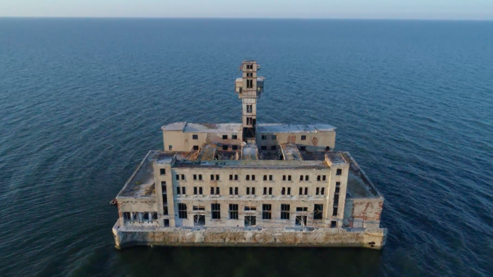 The Dagdizel Plant sits empty two miles offshore in the Caspian Sea.
