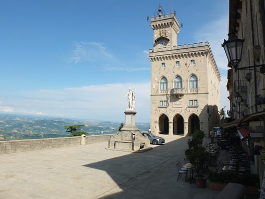 San Marino: Tiny Nation with Giant Views