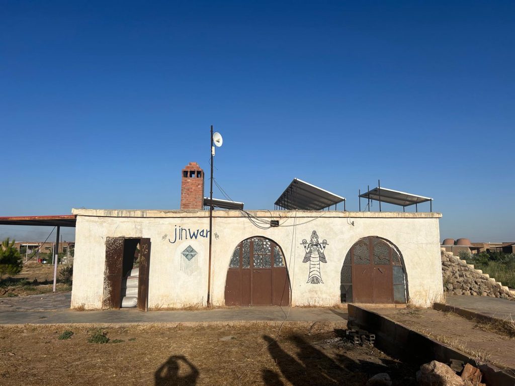 jinwar
women's only village